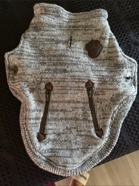 Cozy Gray Knit Dog Vest with Zipper Accents